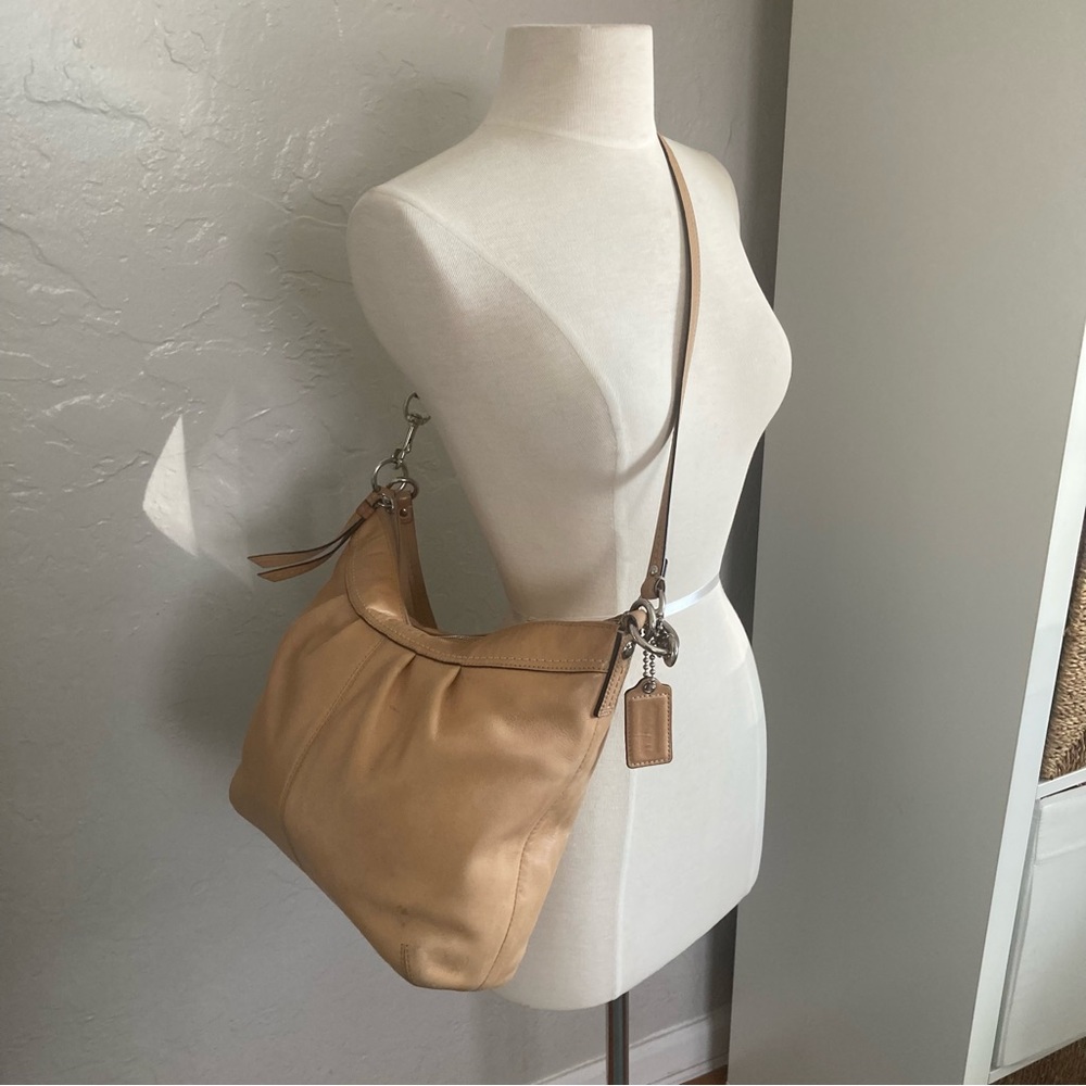 Coach Soho pleated convertible bag - Picture 8 of 11